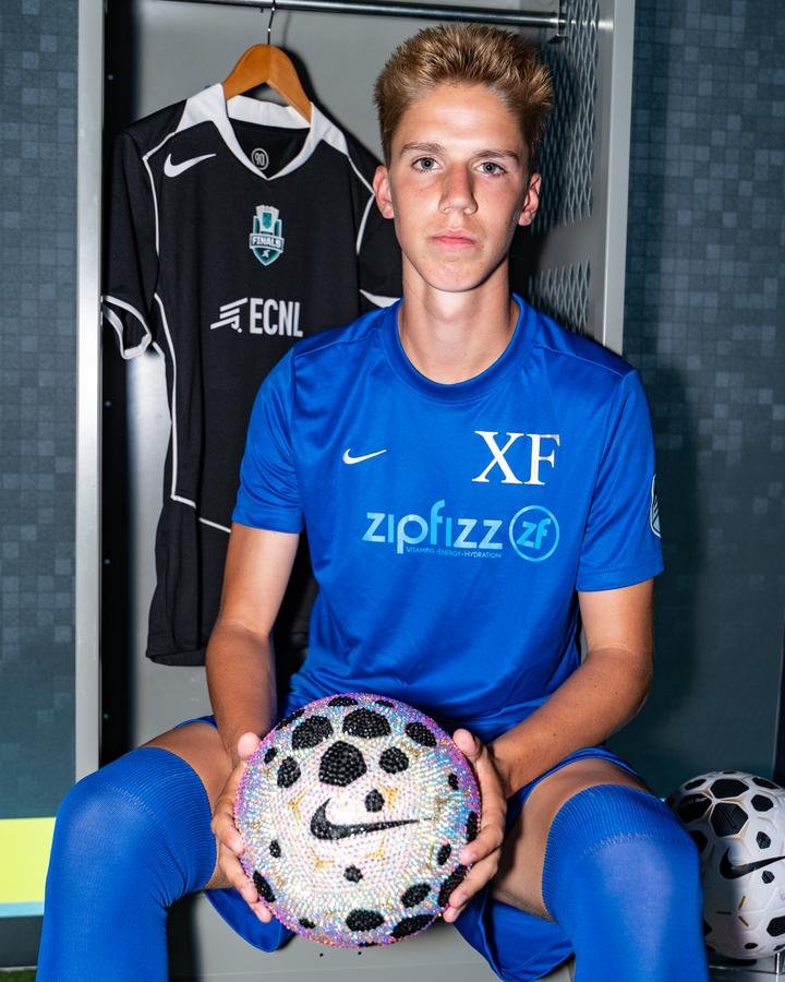 Wynnston Comley in Crossfire Premier kit
